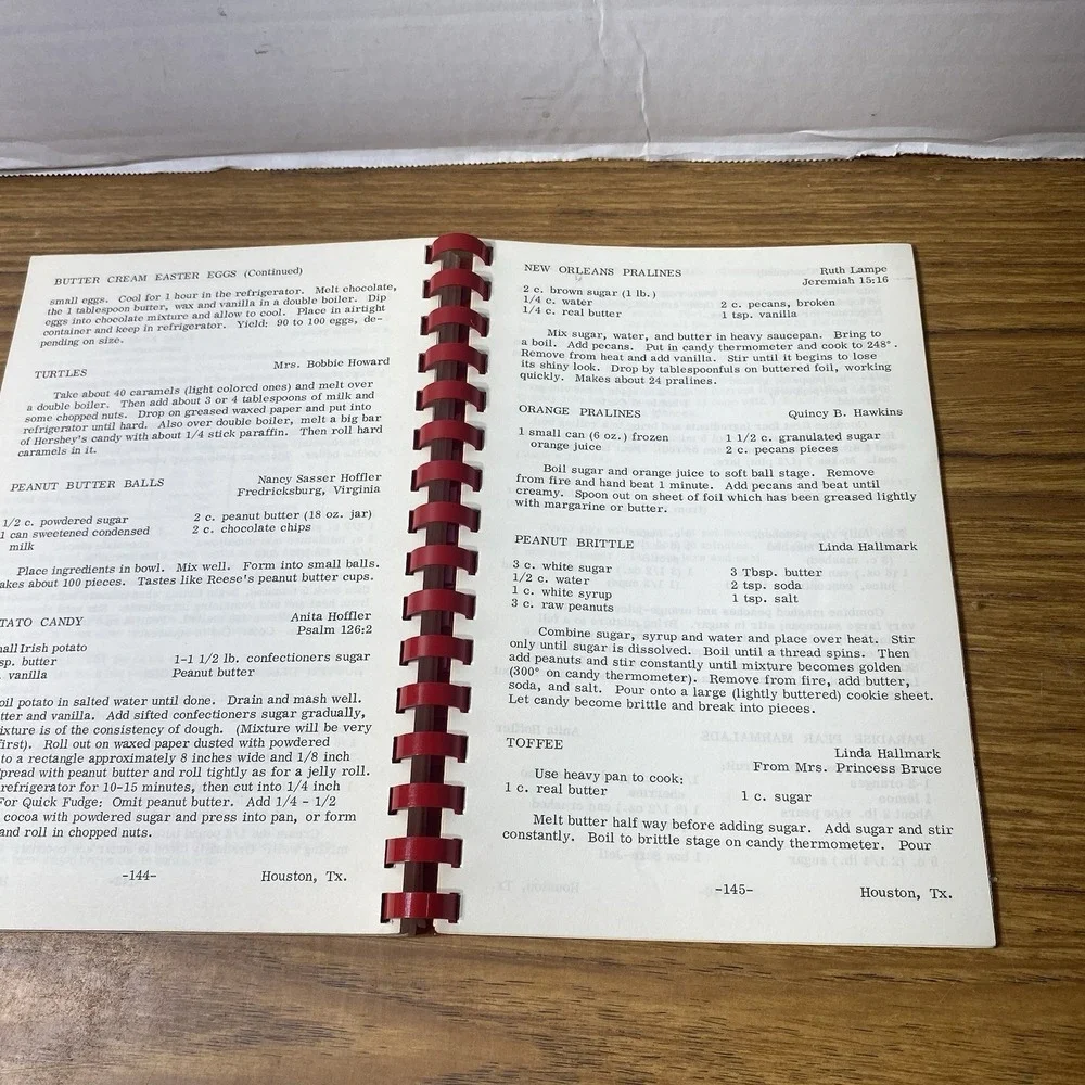 VTG 1976 Houston Texas Bicentennial Cookbook Liz Corwin Regional Recipes Comb